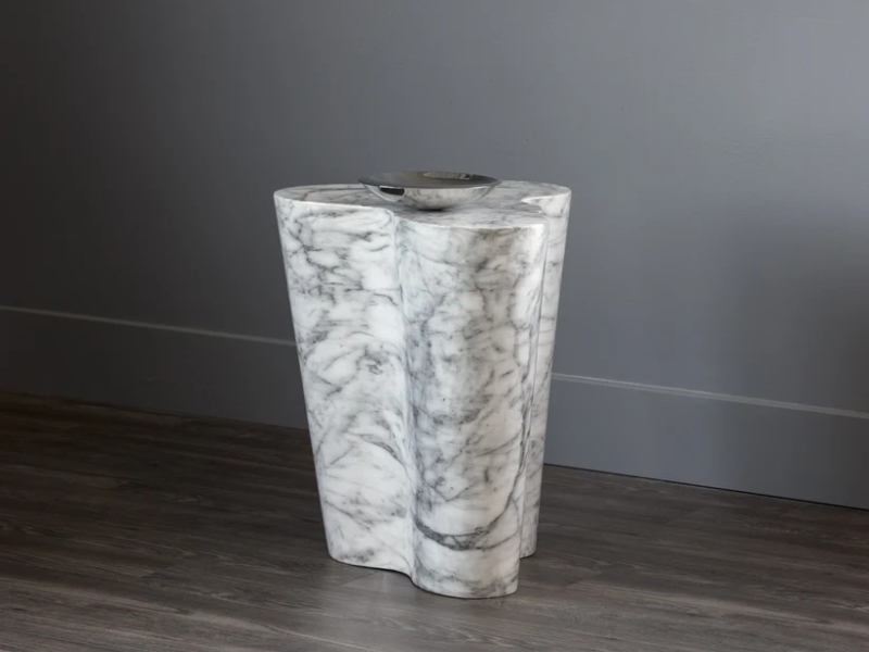 moreno-garden-table
