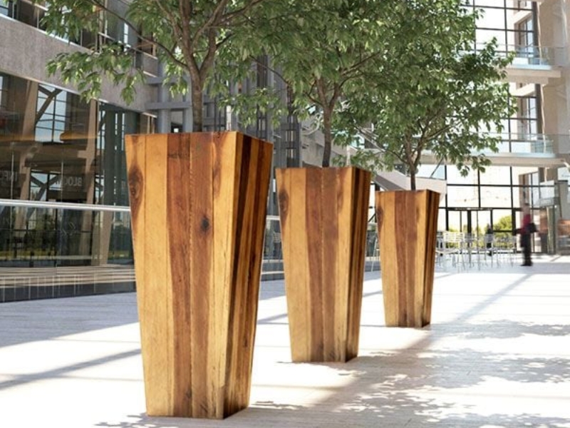 cubico-pine-wooden-planter