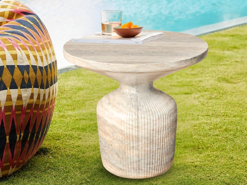 delphi-garden-table