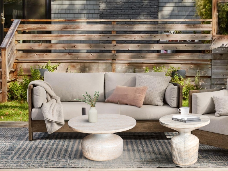 delphi-garden-table