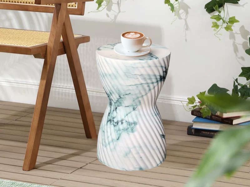 evar-garden-stool