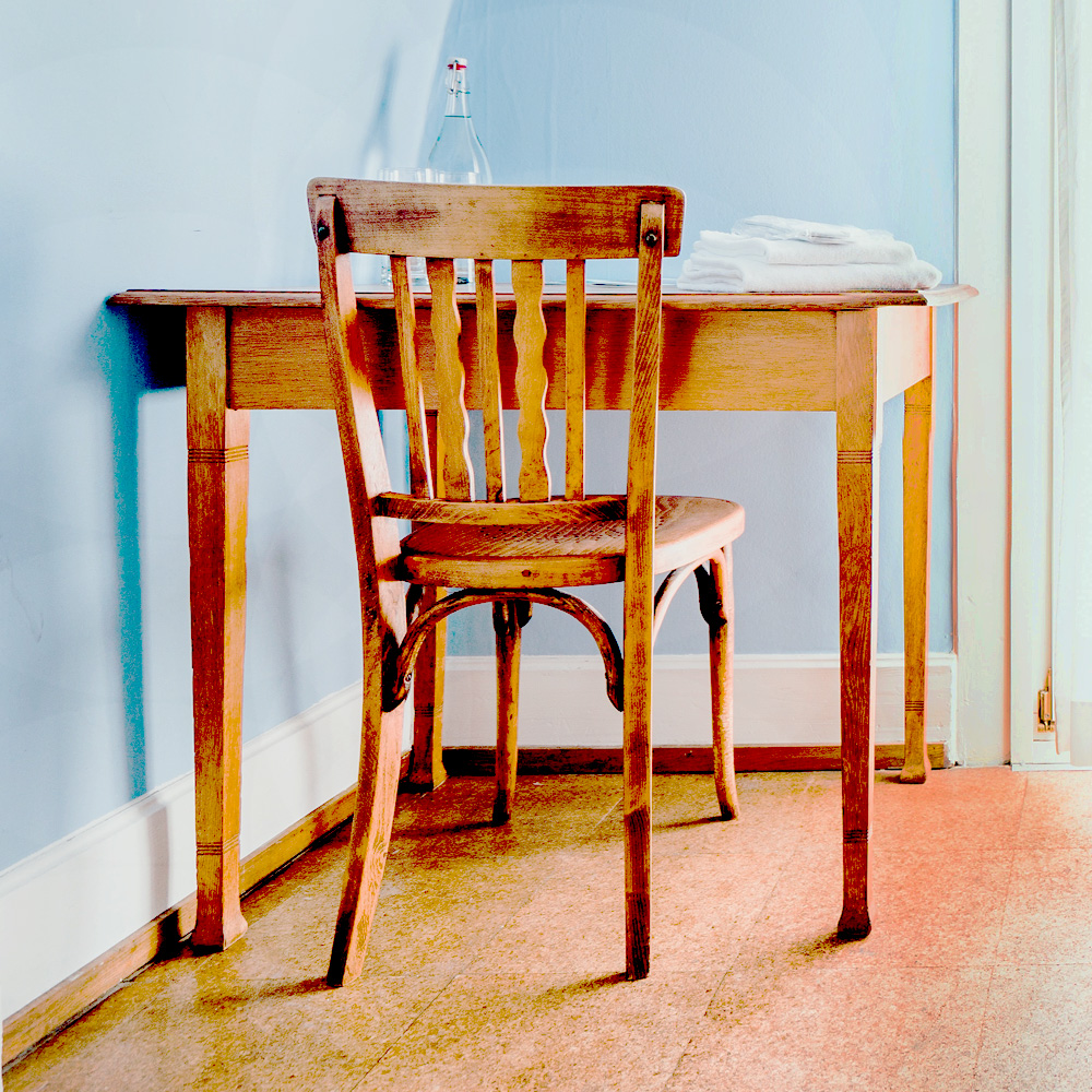wooden-study-table