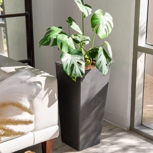 Garden Planters, Shelves And Storage